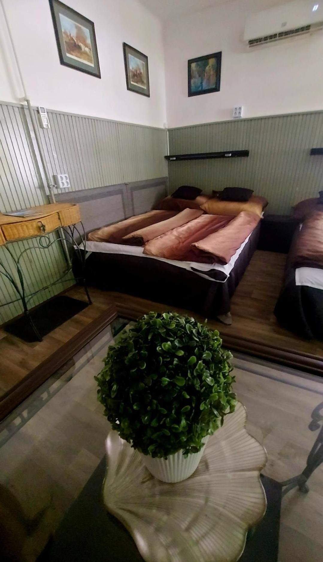 Garden Budha Relax Apartman, Parking, Bbq, Terrace ชิโอฟก ภายนอก รูปภาพ